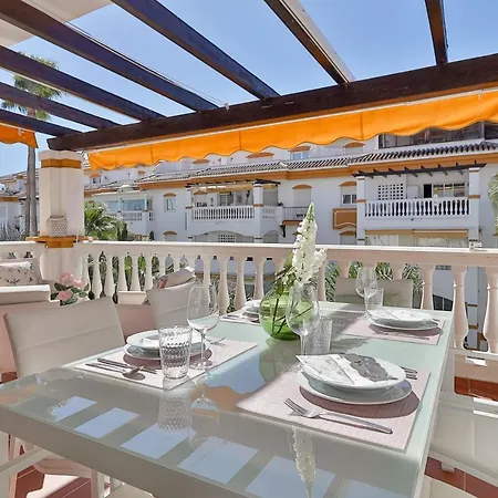 Marbella 2 Bedrooms Terrace - Pool & Parking Exterior photo