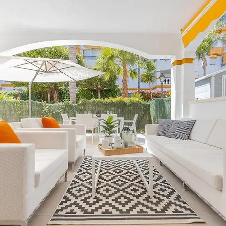 Marbella 2 Bedrooms Terrace - Pool & Parking Exterior photo