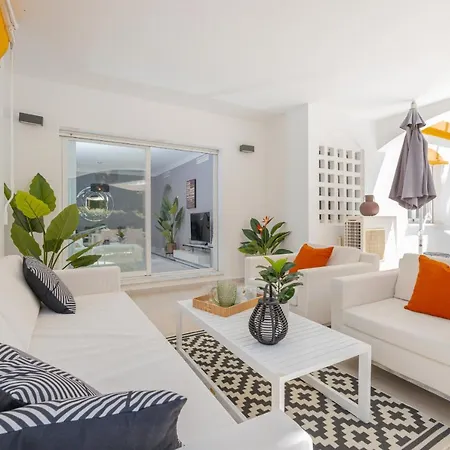 Marbella 2 Bedrooms Terrace - Pool & Parking Exterior photo